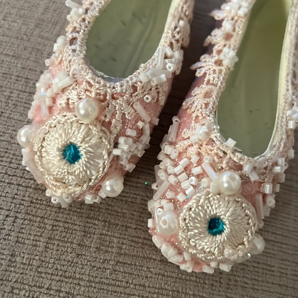 Christmas Ornament Shoe Ballerina 🩰 Flats Pink with Pearls - Picture 6 of 7